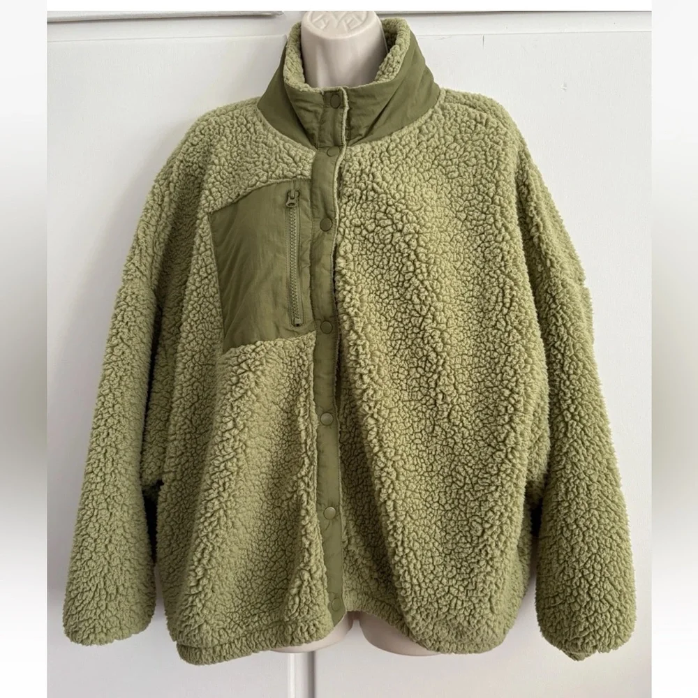 Gently Worn Pacsun Oversized Medium Olive Green Snap Up Sherpa Jacket - Picture 2 of 12